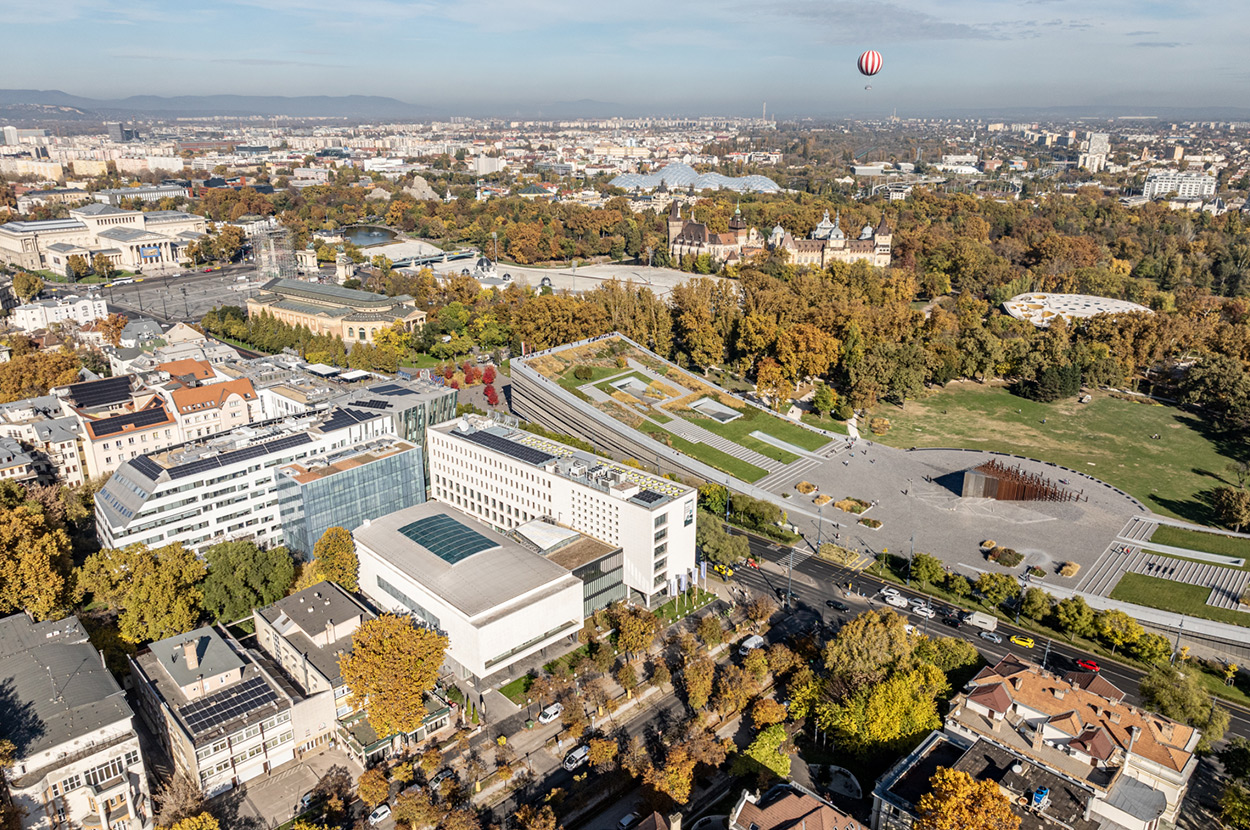 SZOLGÁLTATÁSOK A KÖRNYÉKEN