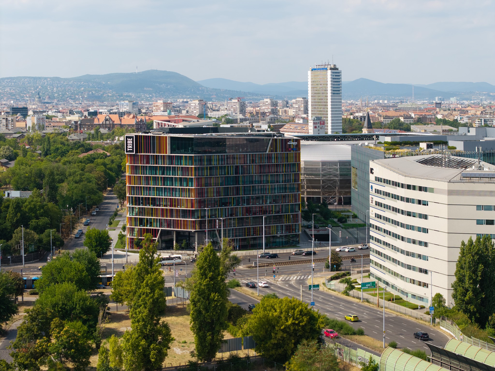 Another major company chooses Liberty office building – AutoWallis Group signs lease for over 5,000 sq m