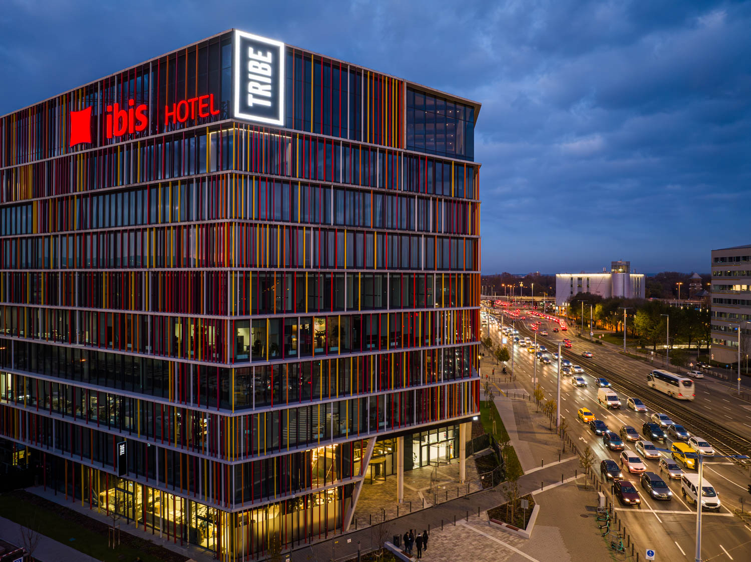 Az ibis & TRIBE Budapest Stadium megnyitásával a TRIBE hotelmárka bemutatkozik Magyarországon