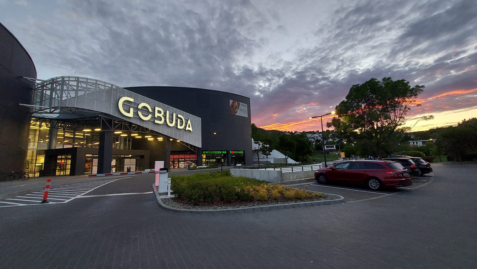 Folyamatosan nyitnak az új üzletek a GOBUDA Mall bevásárlóközpontban
